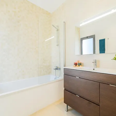 Townhouse In Albufeira With Sea Beach Casa vacanze *