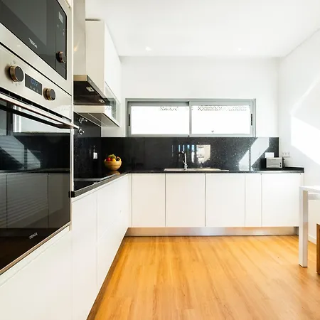 Casa vacanze Townhouse In Albufeira With Sea Beach